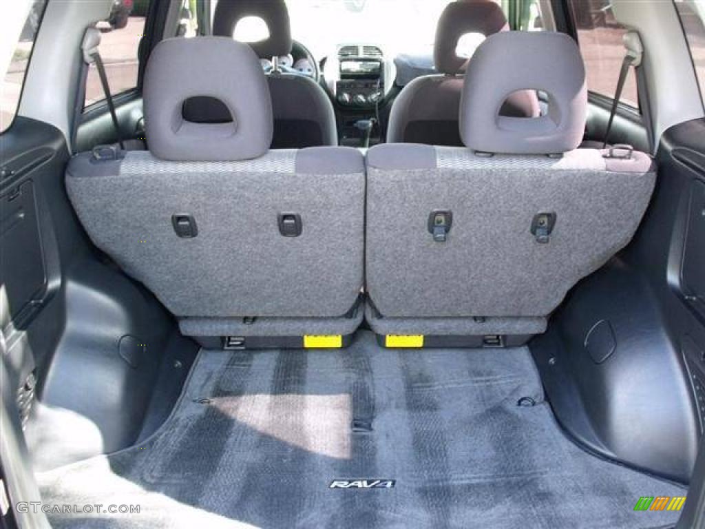 2004 Toyota RAV4 Standard RAV4 Model Trunk Photo #39056280