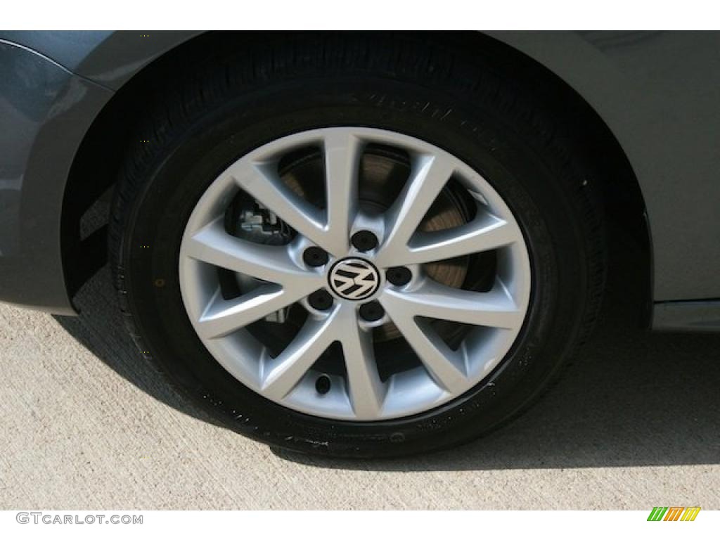 2011 Volkswagen Jetta SE Sedan Wheel Photo #39057940