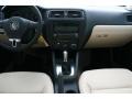 Cornsilk Beige 2011 Volkswagen Jetta SE Sedan Dashboard