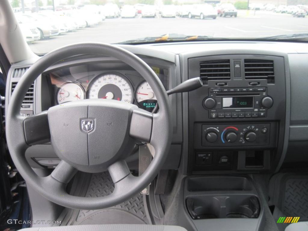 2006 Dodge Dakota ST Club Cab Medium Slate Gray Dashboard Photo #39060883