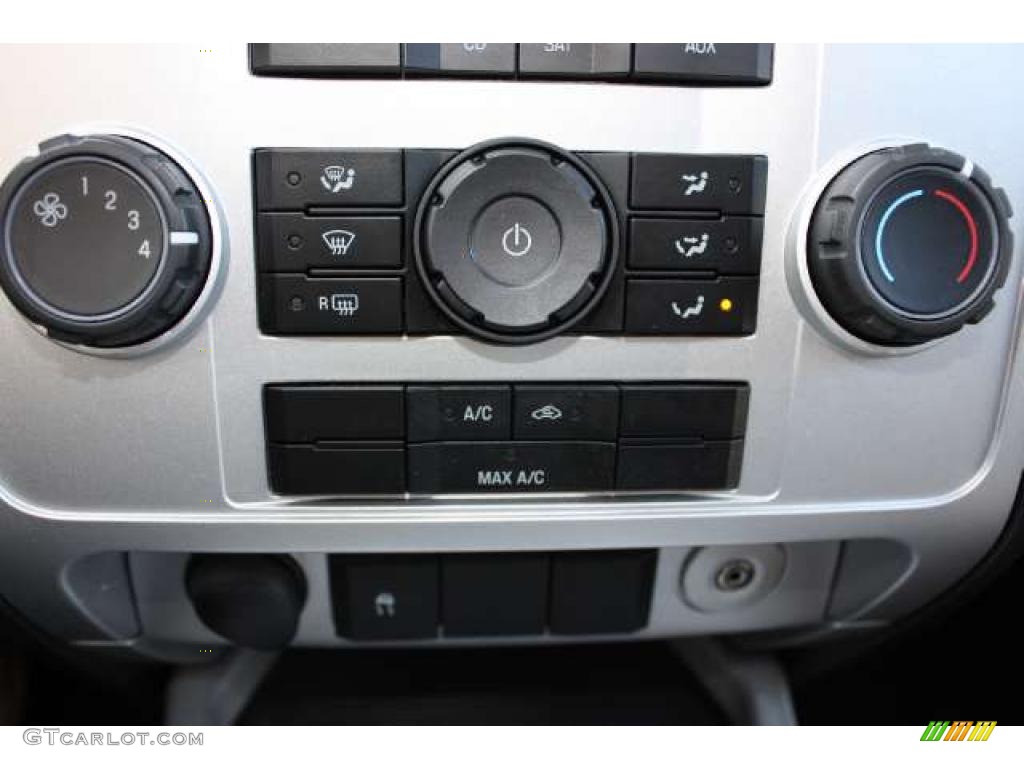 2008 Mercury Mariner V6 Controls Photo #39061019