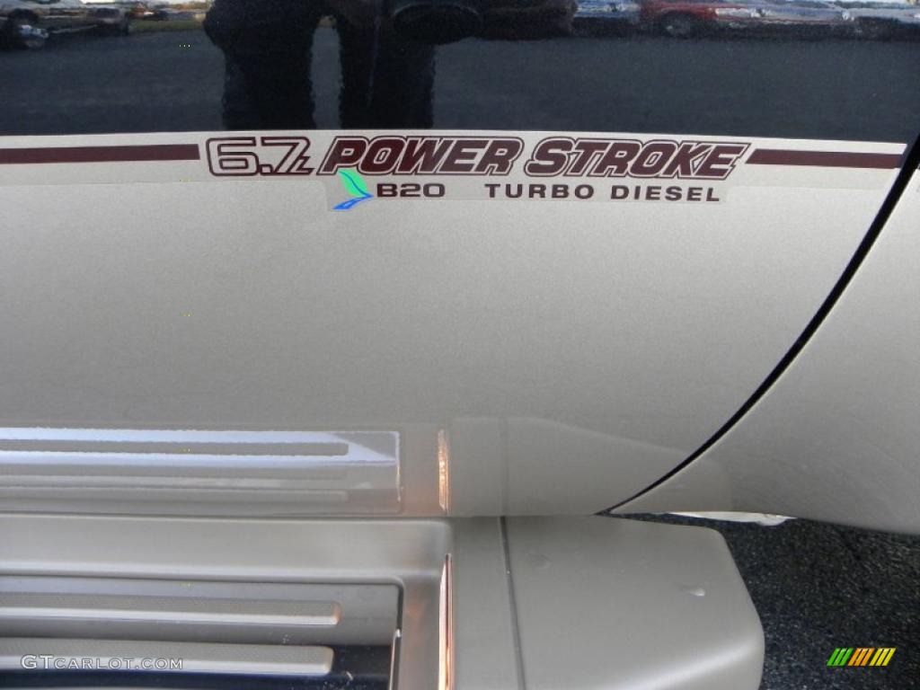 2011 Ford F350 Super Duty Lariat Crew Cab 4x4 Dually Marks and Logos Photo #39062087
