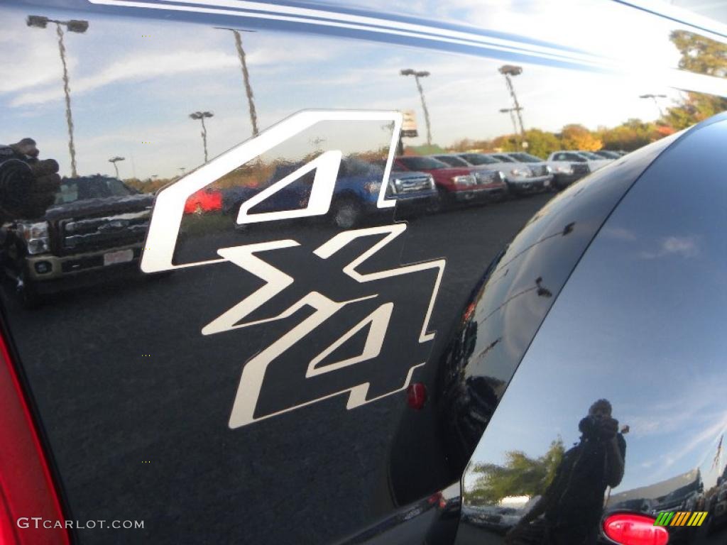 2011 Ford F350 Super Duty Lariat Crew Cab 4x4 Dually Marks and Logos Photo #39062571