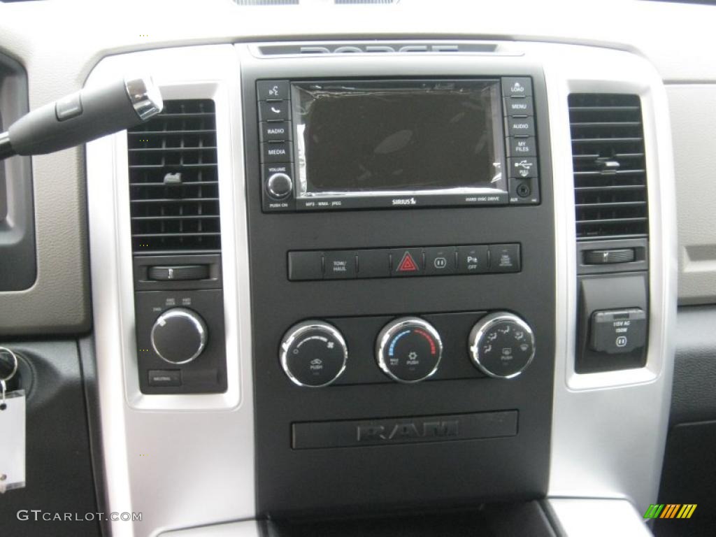 2010 Dodge Ram 2500 Big Horn Edition Crew Cab 4x4 Controls Photo #39062707