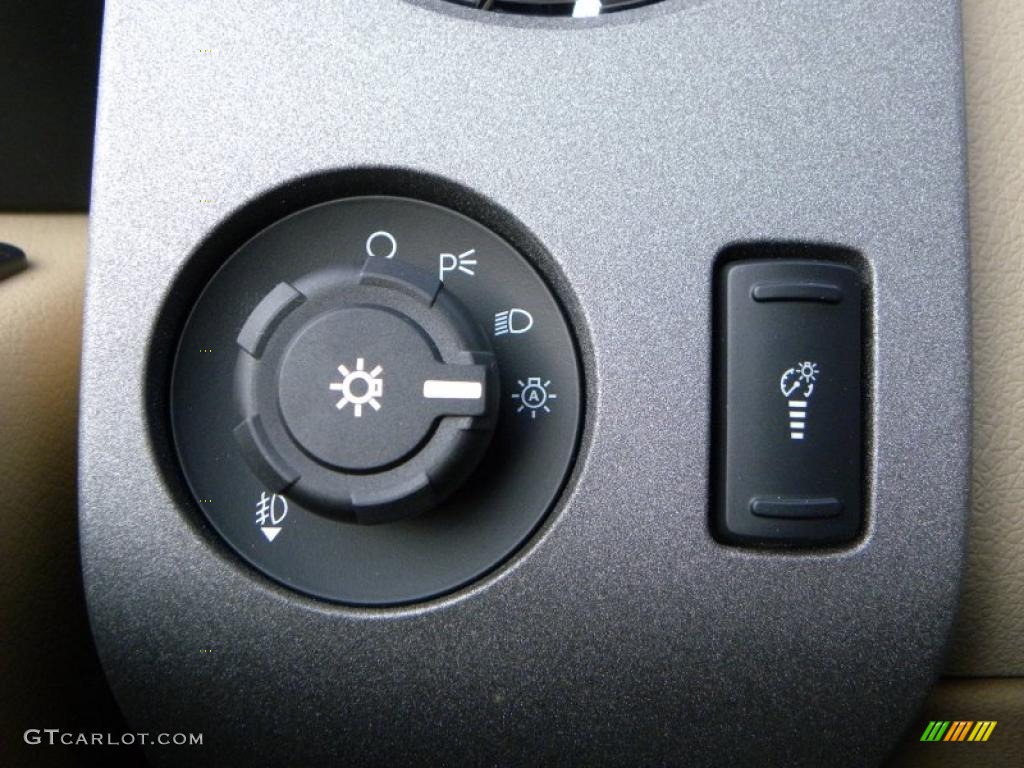 2011 Ford F350 Super Duty Lariat Crew Cab 4x4 Dually Controls Photo #39062847