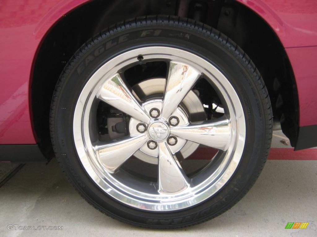 2010 Dodge Challenger R/T Classic Furious Fuchsia Edition Wheel Photo #39064327