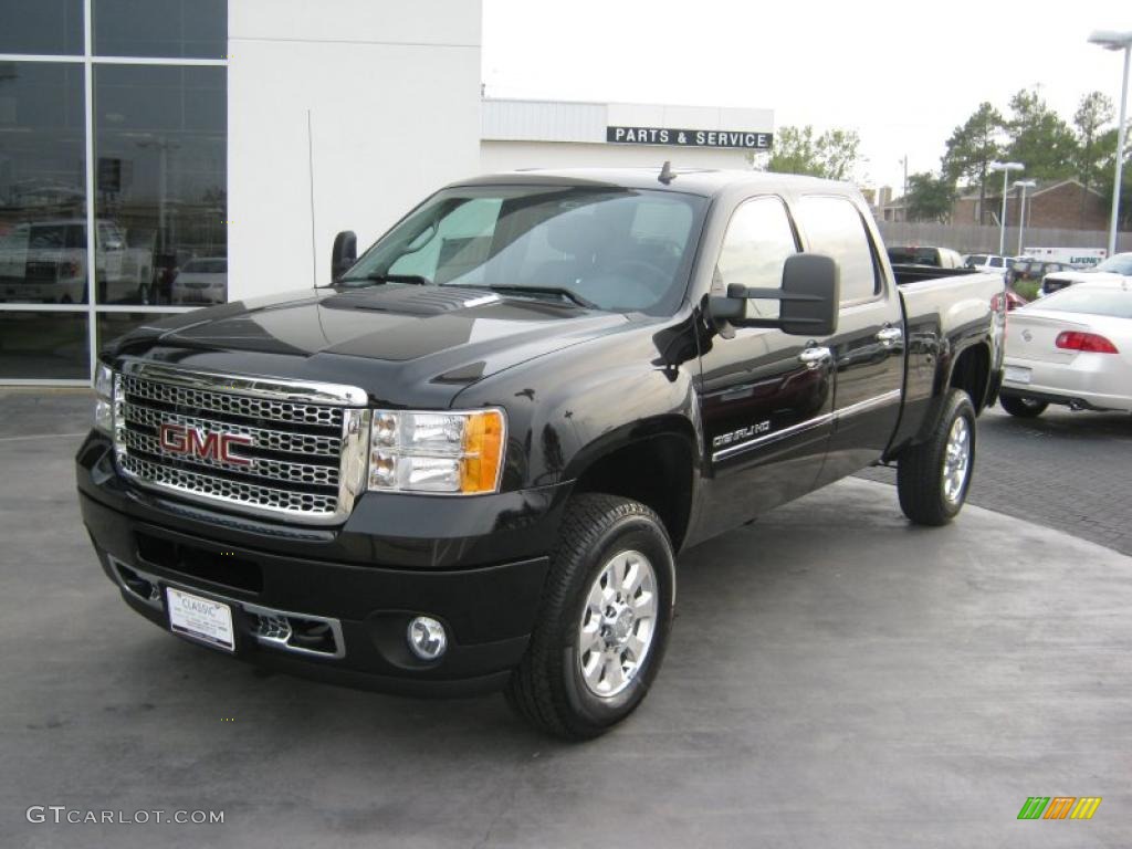 Onyx Black 2011 GMC Sierra 2500HD Denali Crew Cab 4x4 Exterior Photo #39065019