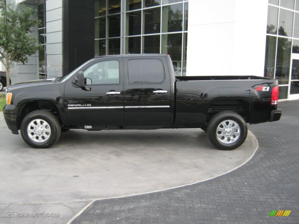 Onyx Black 2011 GMC Sierra 2500HD Denali Crew Cab 4x4 Exterior Photo #39065031