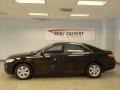Black - Camry LE Photo No. 3