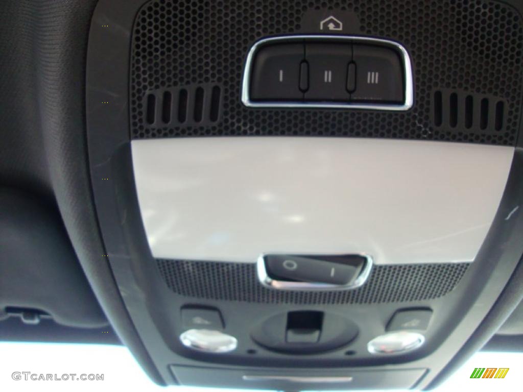 2008 Audi S5 4.2 quattro Controls Photo #39066667