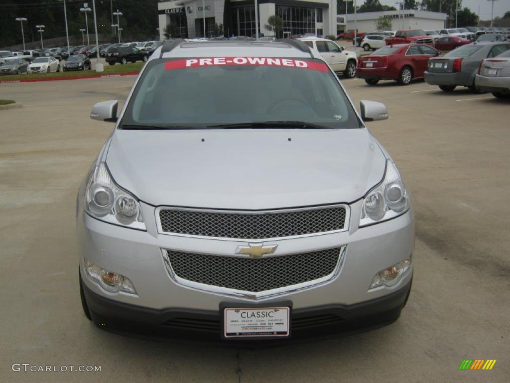 2009 Traverse LTZ - Silver Ice Metallic / Light Gray/Ebony photo #8