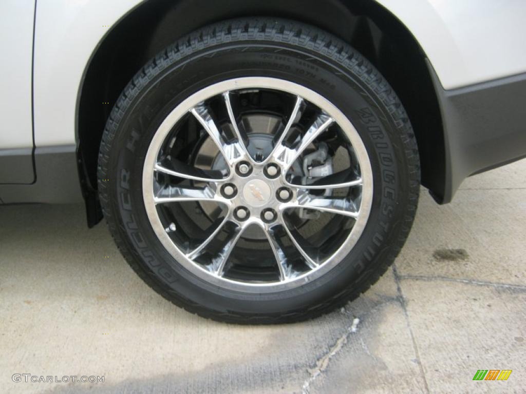 2009 Chevrolet Traverse LTZ Custom Wheels Photos