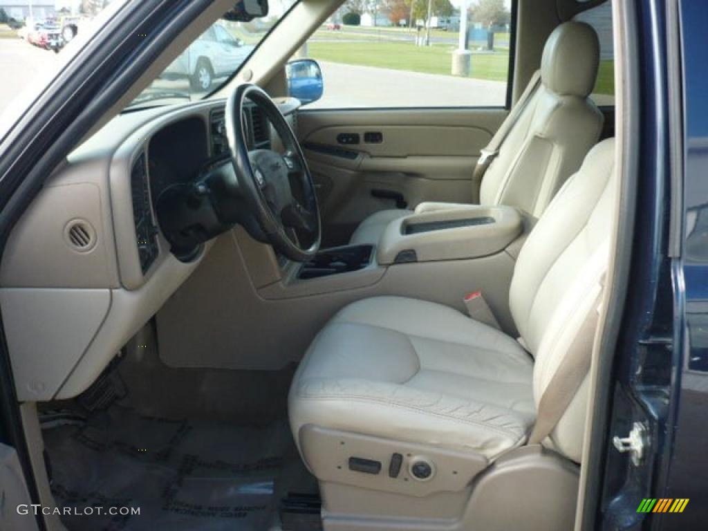 Neutral/Shale Interior 2004 GMC Yukon XL 1500 SLT 4x4 Photo #39068316