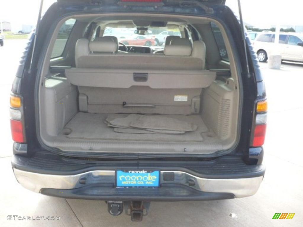 2004 GMC Yukon XL 1500 SLT 4x4 Trunk Photo #39068383