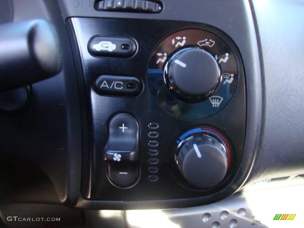 2008 Honda S2000 Roadster Controls Photo #39068787
