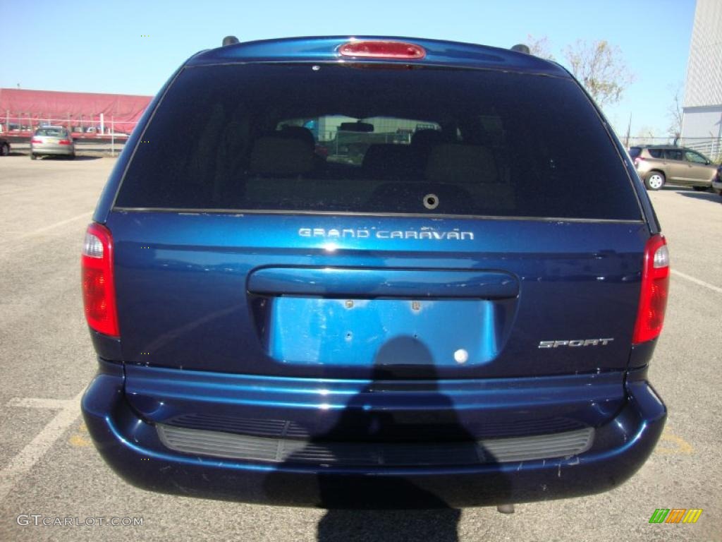 2001 Grand Caravan Sport - Patriot Blue Pearlcoat / Sandstone photo #7