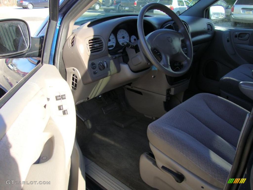 2001 Grand Caravan Sport - Patriot Blue Pearlcoat / Sandstone photo #11