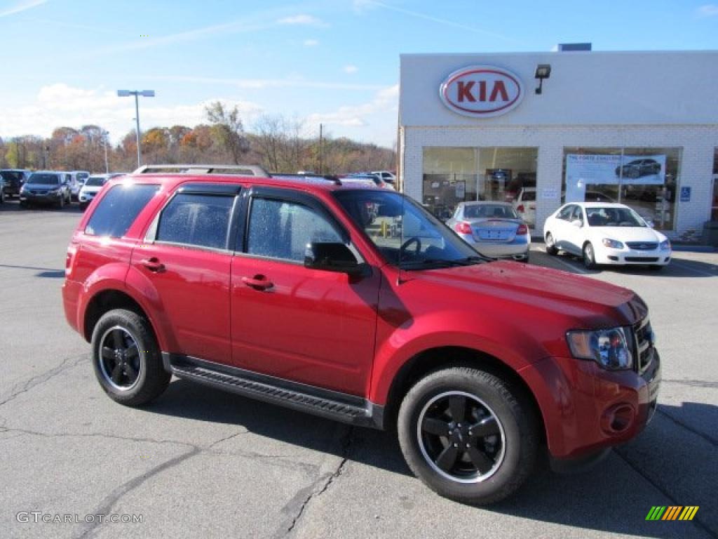 2009 Escape XLT Sport 4WD - Sangria Red Metallic / Charcoal photo #1