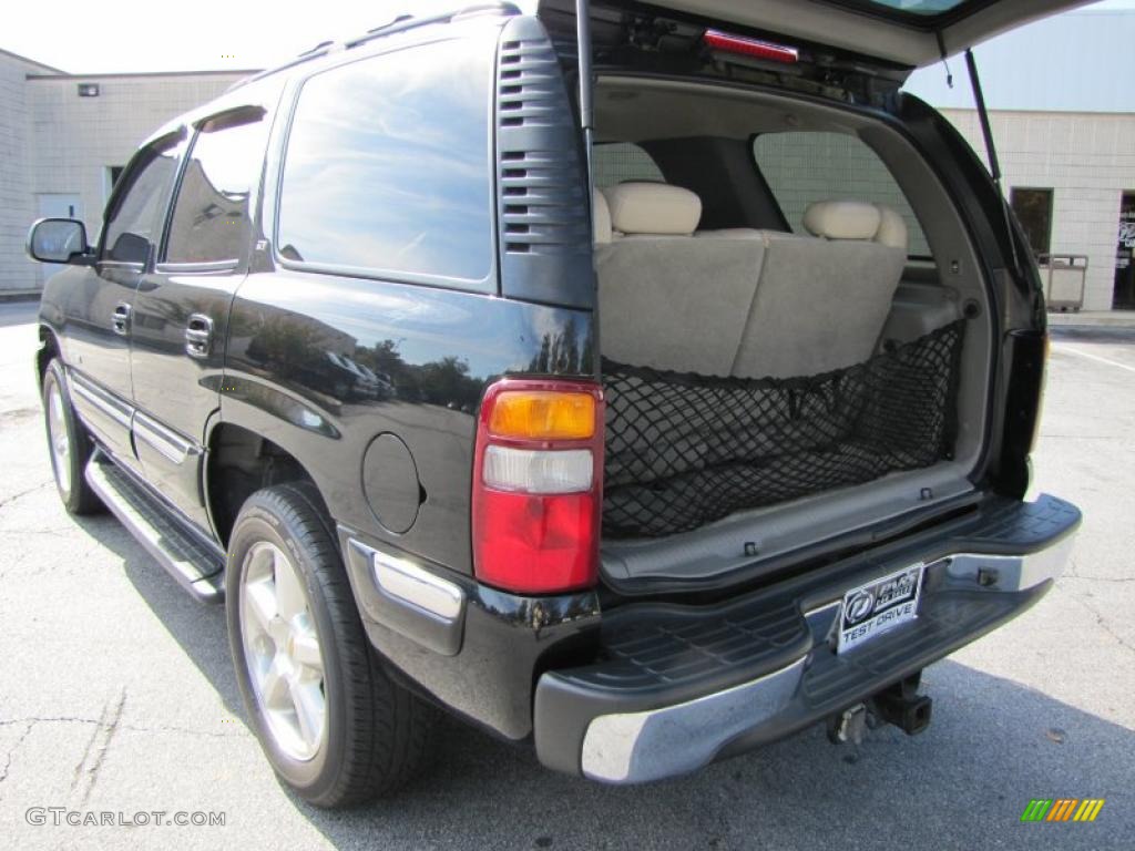 2002 GMC Yukon SLT Trunk Photo #39072949