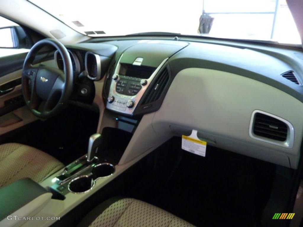 Jet Black/Light Titanium Interior 2010 Chevrolet Equinox LT AWD Photo #39073167