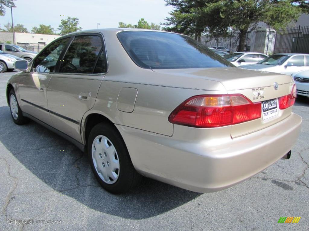 2000 Accord LX Sedan - Naples Gold Metallic / Ivory photo #2