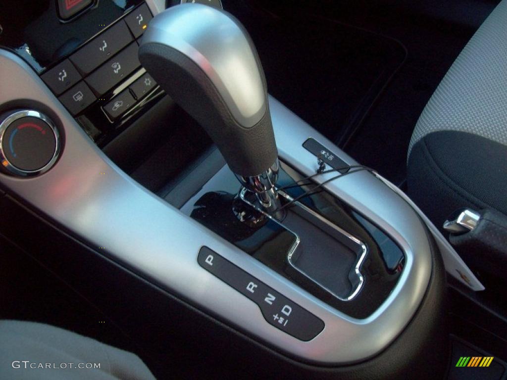 2011 Chevrolet Cruze LS 6 Speed Automatic Transmission Photo #39073395