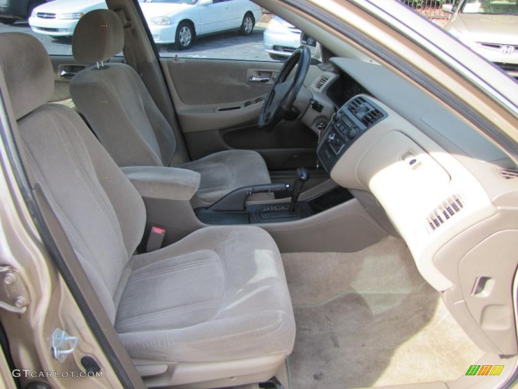 2000 Accord LX Sedan - Naples Gold Metallic / Ivory photo #9