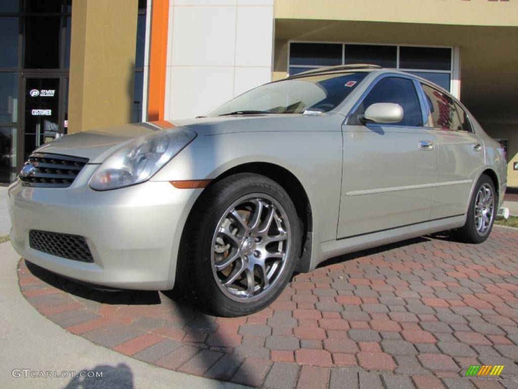 2005 G 35 Sedan - Serengeti Sand / Wheat photo #1