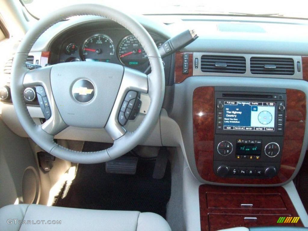 2011 Chevrolet Suburban LTZ 4x4 Light Titanium/Dark Titanium Dashboard Photo #39073531