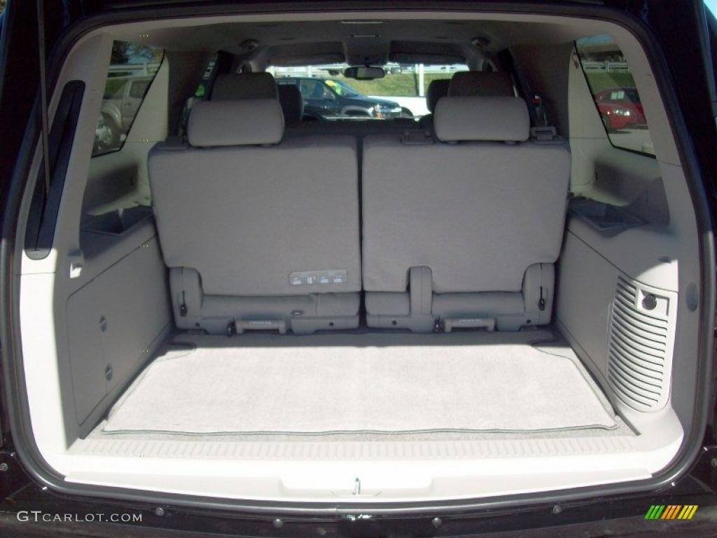 2011 Chevrolet Suburban LTZ 4x4 Trunk Photo #39073711