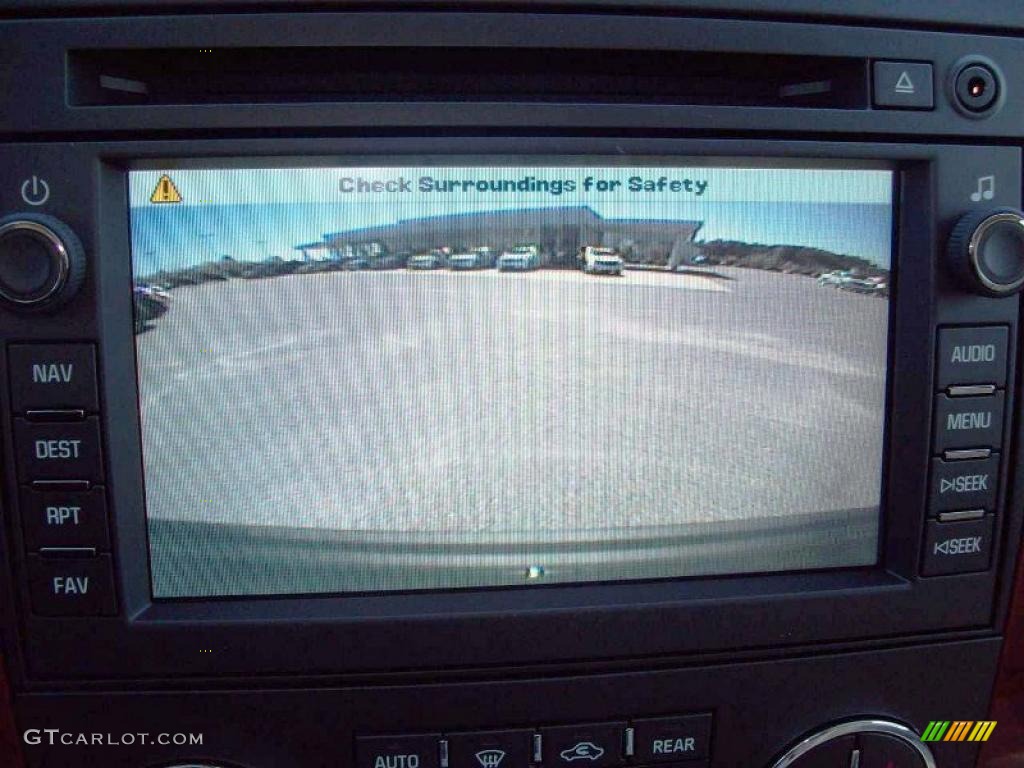 2011 Chevrolet Suburban LTZ 4x4 Controls Photo #39073771
