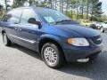 PB7 - Patriot Blue Pearlcoat Chrysler Town & Country (2002)