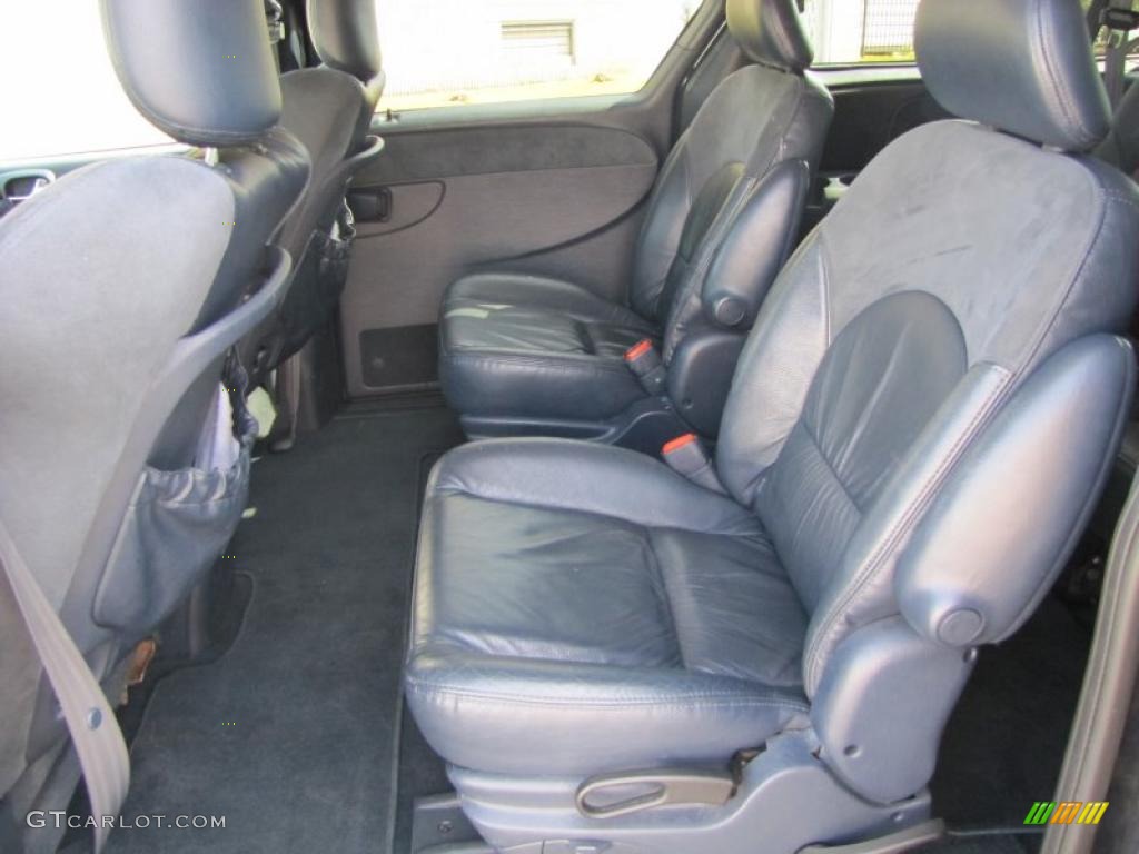 Navy Blue Interior 2002 Chrysler Town & Country Limited Photo #39074027