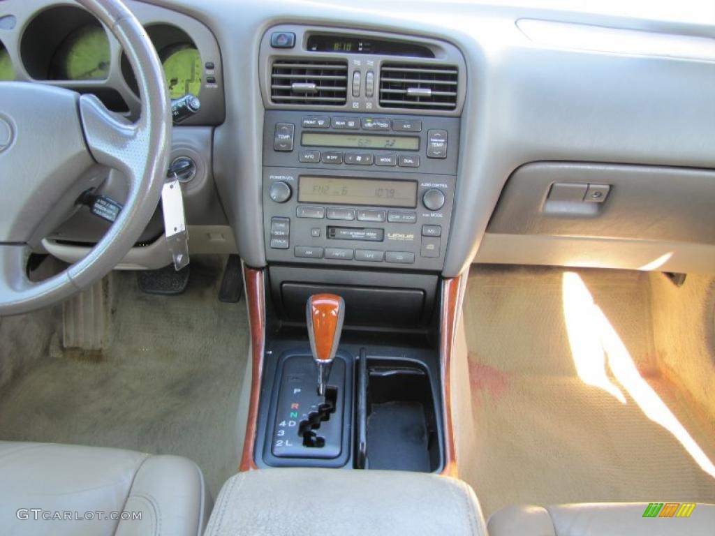 1998 Lexus GS 300 Ivory Dashboard Photo #39075575