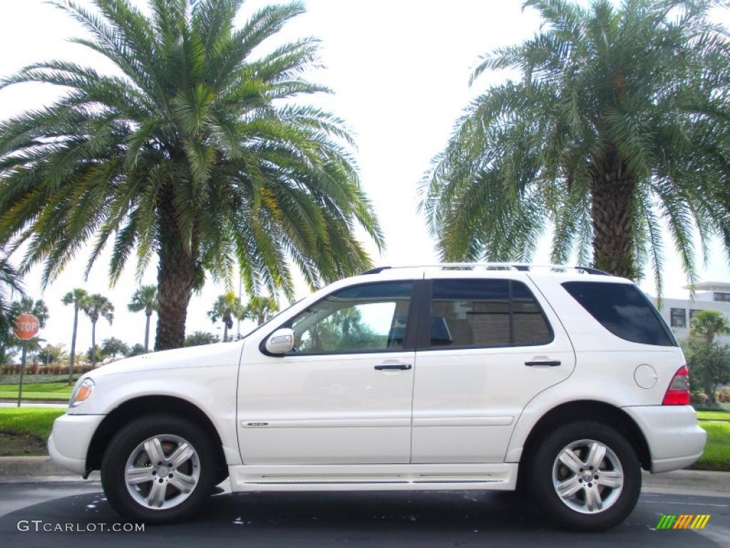 2005 ML 500 4Matic - Alabaster White / Charcoal photo #1