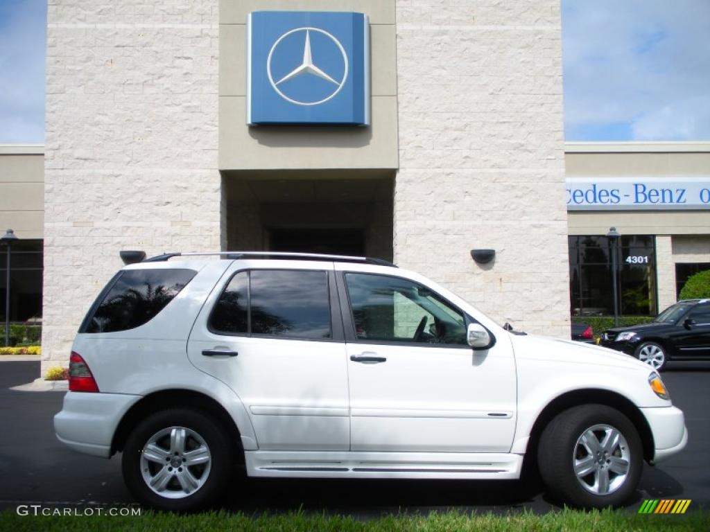 2005 ML 500 4Matic - Alabaster White / Charcoal photo #5