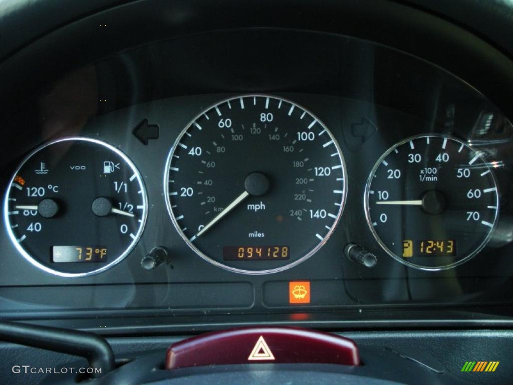 2005 Mercedes-Benz ML 500 4Matic Gauges Photo #39078375