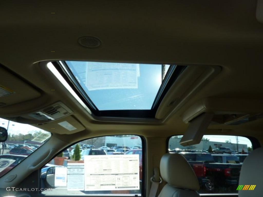 2011 Chevrolet Suburban LTZ 4x4 Sunroof Photo #39079059