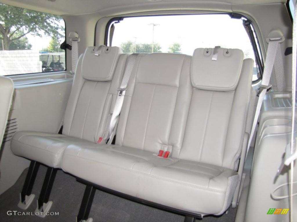 Stone Interior 2007 Ford Expedition Limited Photo #39079315