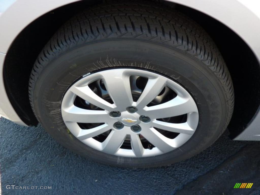 2011 Chevrolet Cruze LS Wheel Photo #39079327