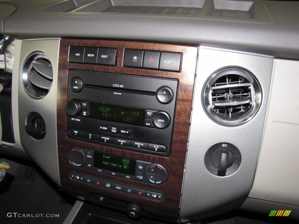 2007 Ford Expedition Limited Controls Photo #39079379