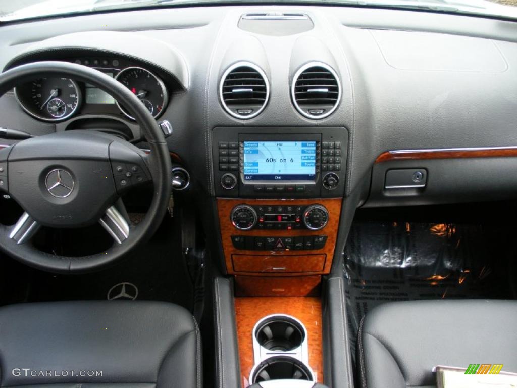 2008 Mercedes-Benz GL 450 4Matic Black Dashboard Photo #39079711