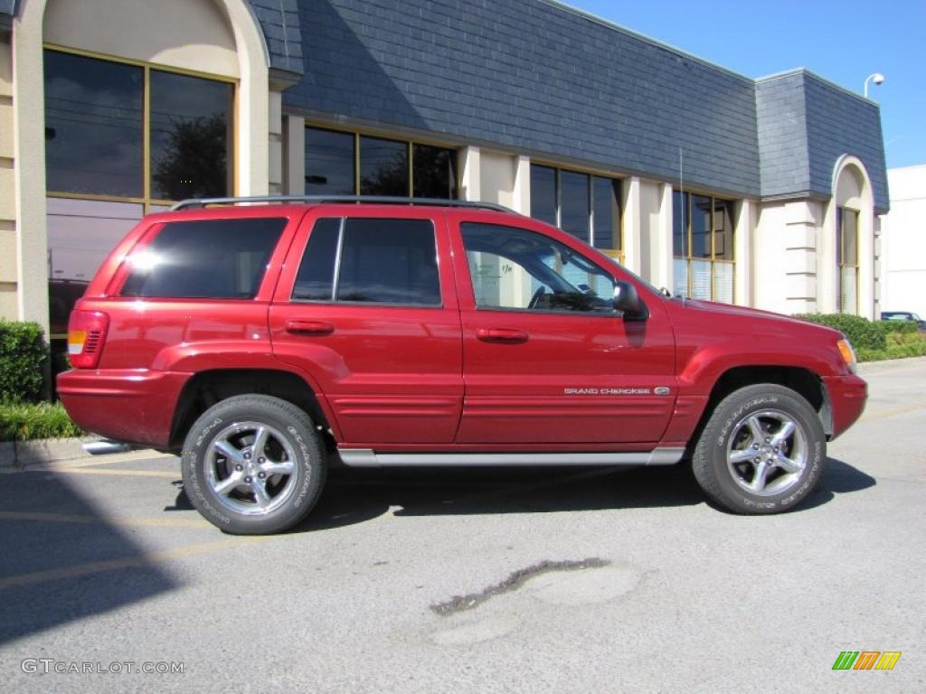 2002 Grand Cherokee Overland 4x4 - Inferno Red Tinted Pearlcoat / Dark Slate Gray/Light Slate Gray photo #7