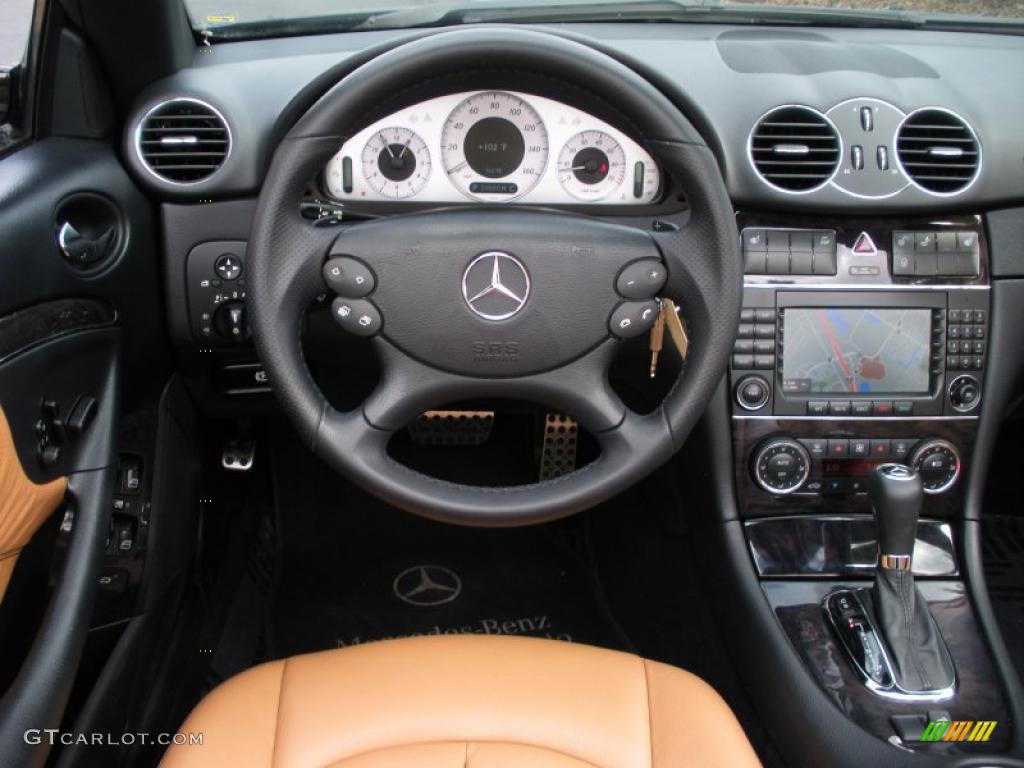 2008 Mercedes-Benz CLK 550 Cabriolet Cappuccino/Black Dashboard Photo #39080203