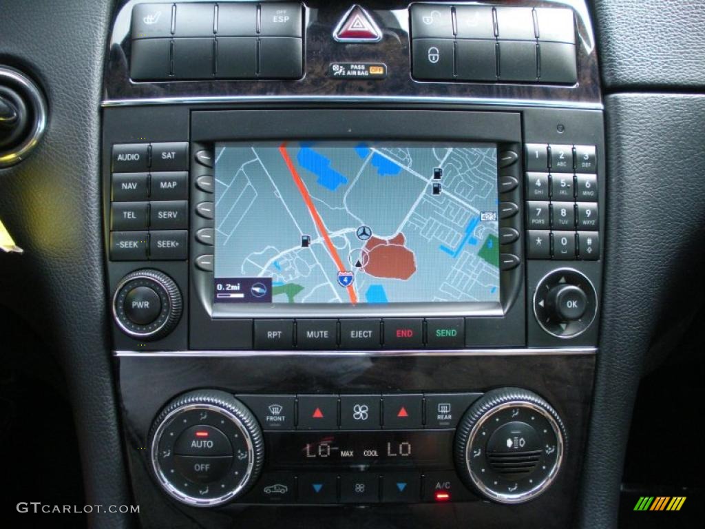 2008 Mercedes-Benz CLK 550 Cabriolet Navigation Photos