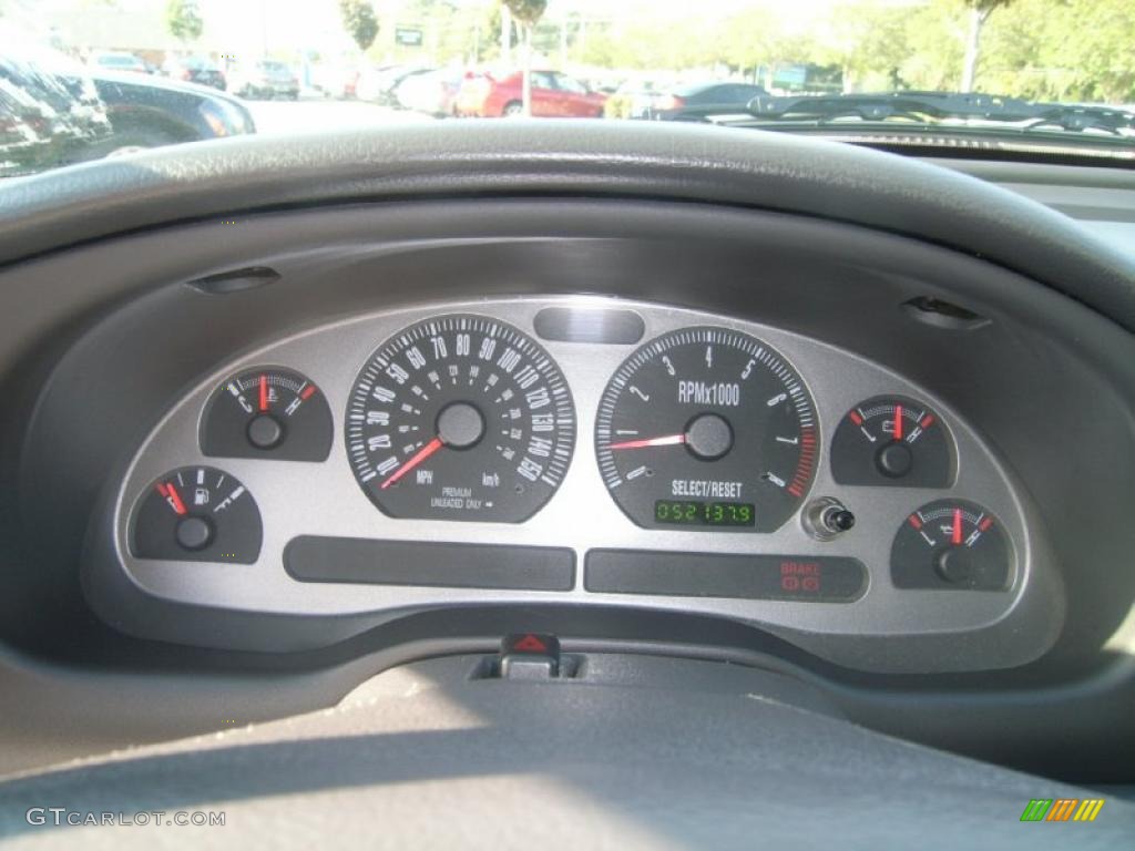 2004 Ford Mustang Mach 1 Coupe Gauges Photo #39082645