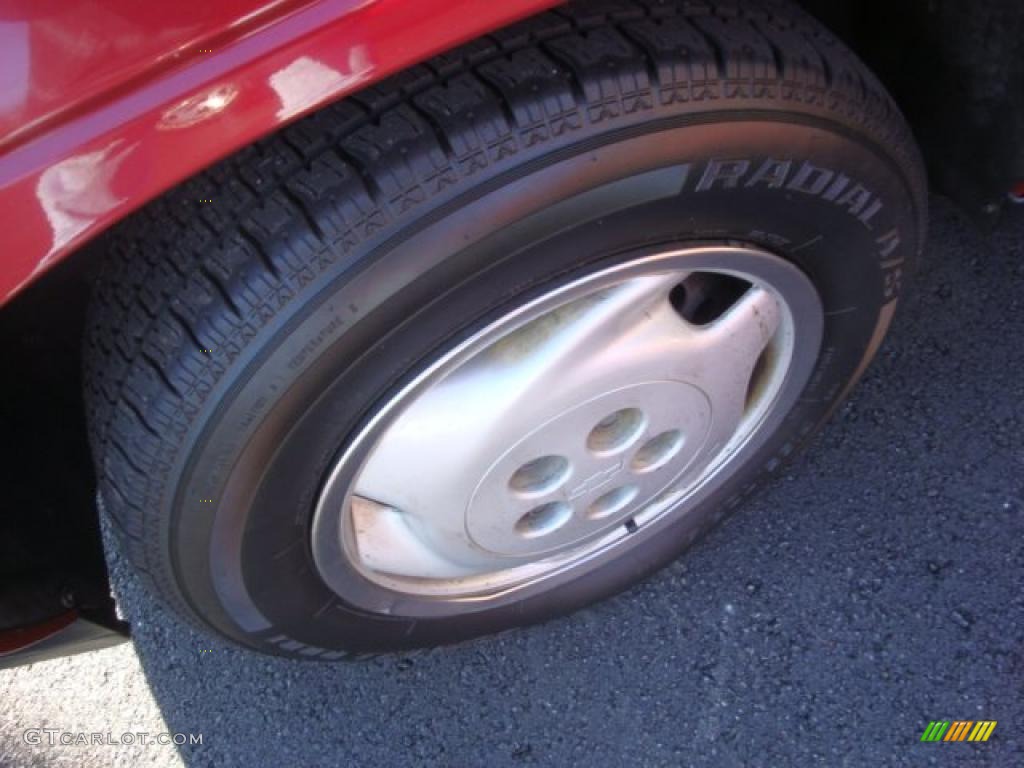1994 Chevrolet Corsica Sedan Wheel Photo #39082849