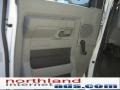 Oxford White - E Series Cutaway E350 Commercial Moving Van Photo No. 13