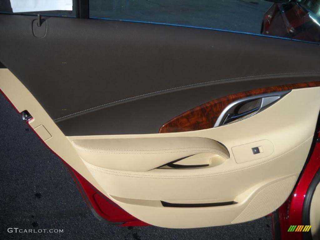 2011 Buick LaCrosse CXL AWD Cocoa/Cashmere Door Panel Photo #39086526