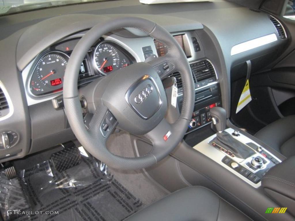 Black Interior 2011 Audi Q7 3.0 TFSI S line quattro Photo #39088425